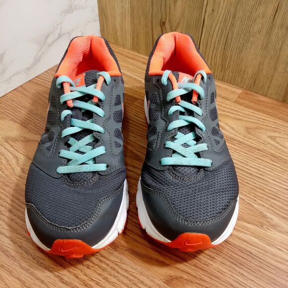 Nike Womens Sz 8 Running Shoes Sneakers Downshifter 6 Gray 684765-018 - Picture 2 of 10